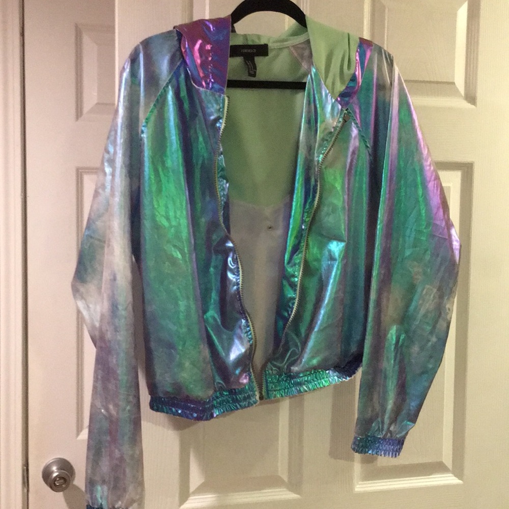 Windbreaker only worn once!